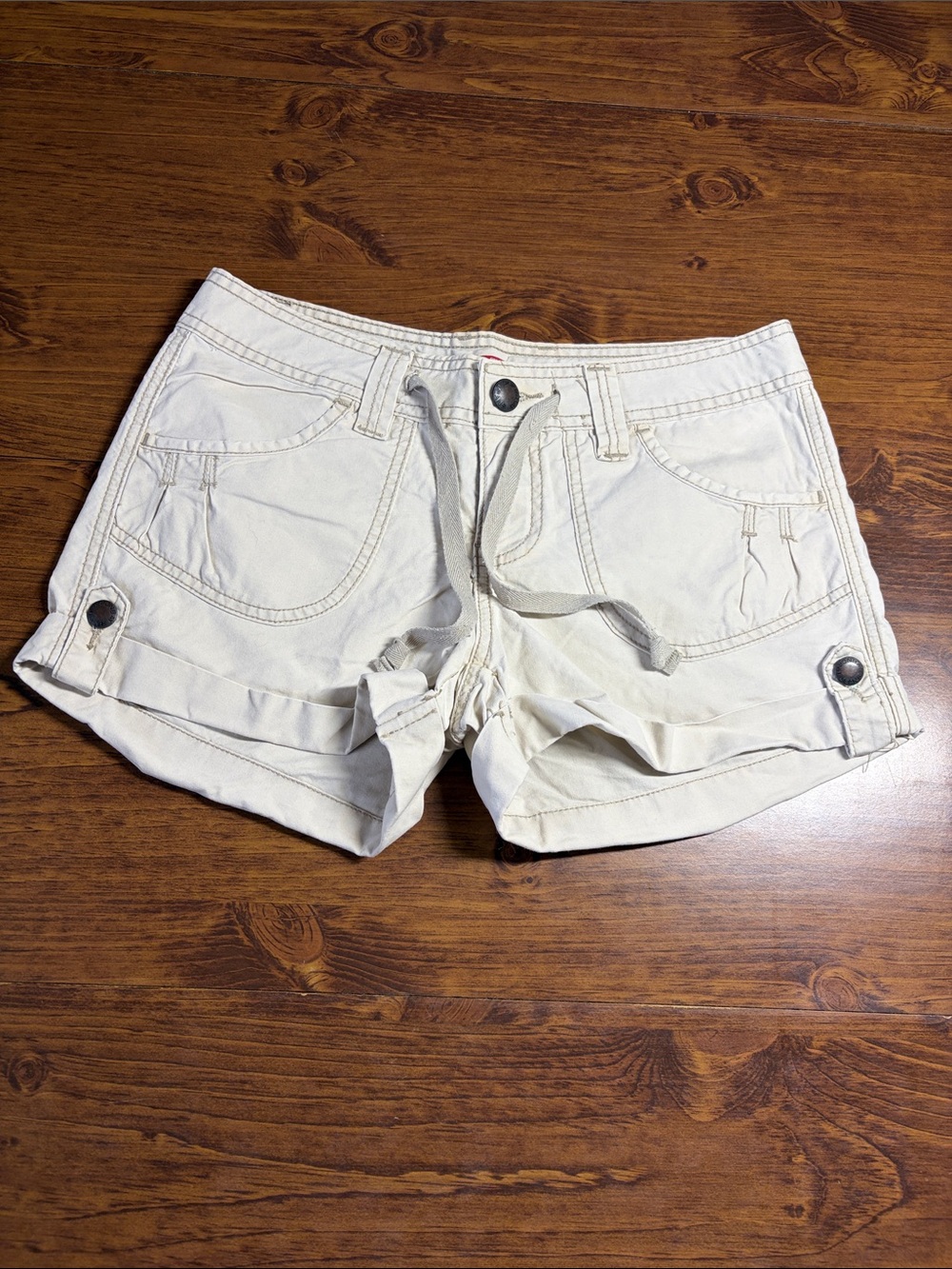 UNIONBAY Cream Cargo-Style Cotton Shorts